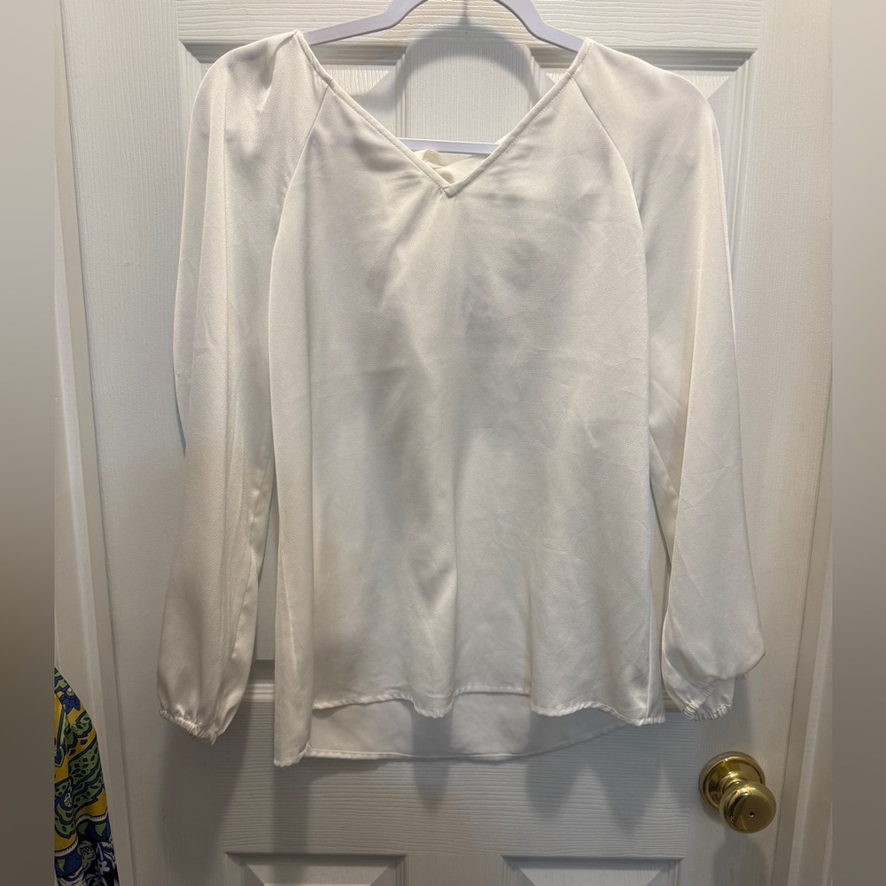 Nine West White V-Neck Long Sleeve Blouse